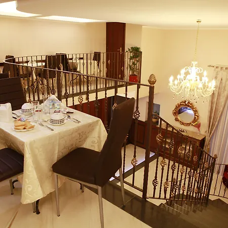 Lanfipe Palace Hotel 3*