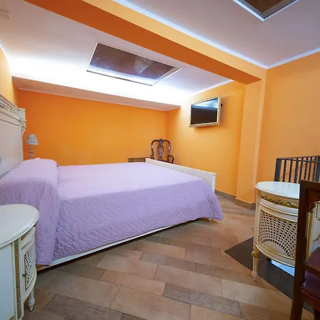 Lanfipe Palace 3* נאפולי