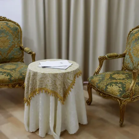 Lanfipe Palace מלון 3*