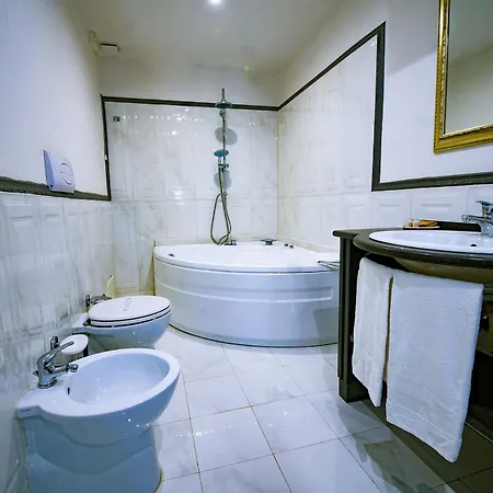 Lanfipe Palace Hotel Neapol