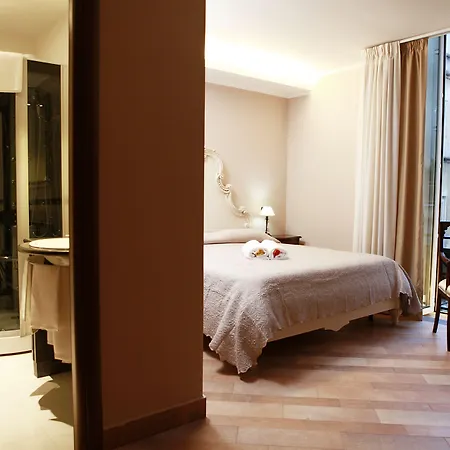 Lanfipe Palace 3* Napoli