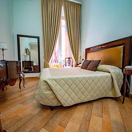 Lanfipe Palace 3*