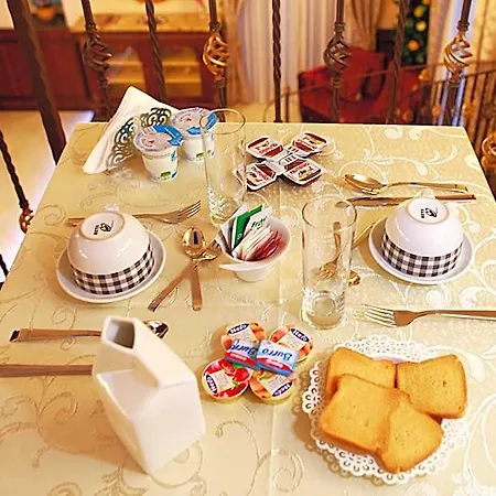 Lanfipe Palace 3* Naples