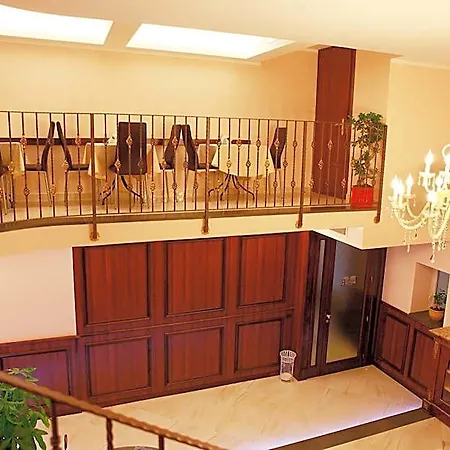 Lanfipe Palace Hotel 3*