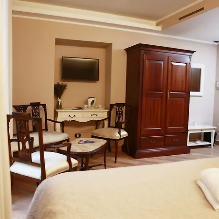 Lanfipe Palace Hotel Naples