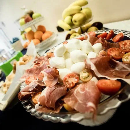 ランフィーペ パレス ホテル