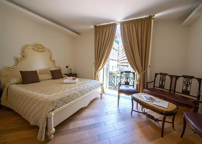 兰辉派宫酒店 那不勒斯