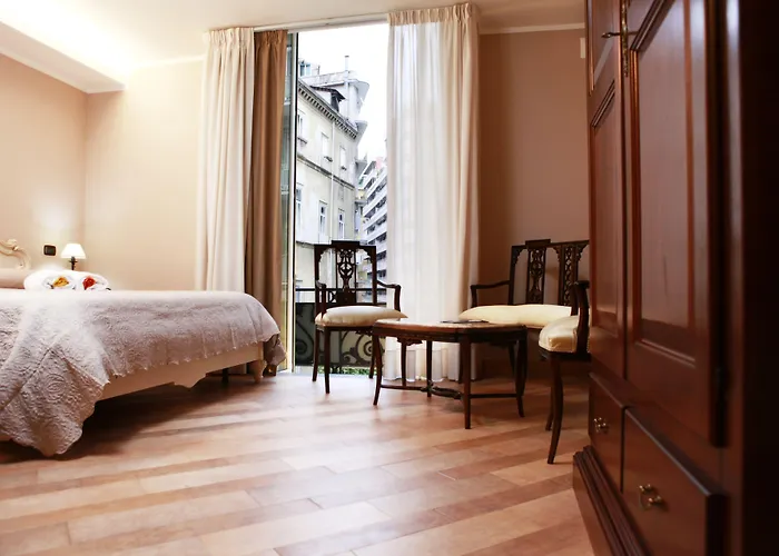 Lanfipe Palace Hotel Nápoles