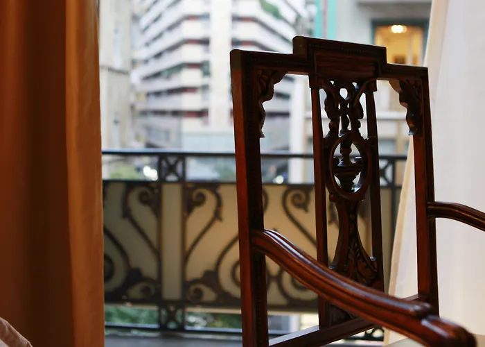 兰辉派宫酒店 3*