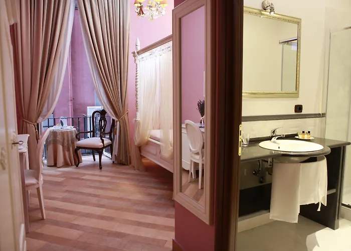 Lanfipe Palace Hotel Nápoles